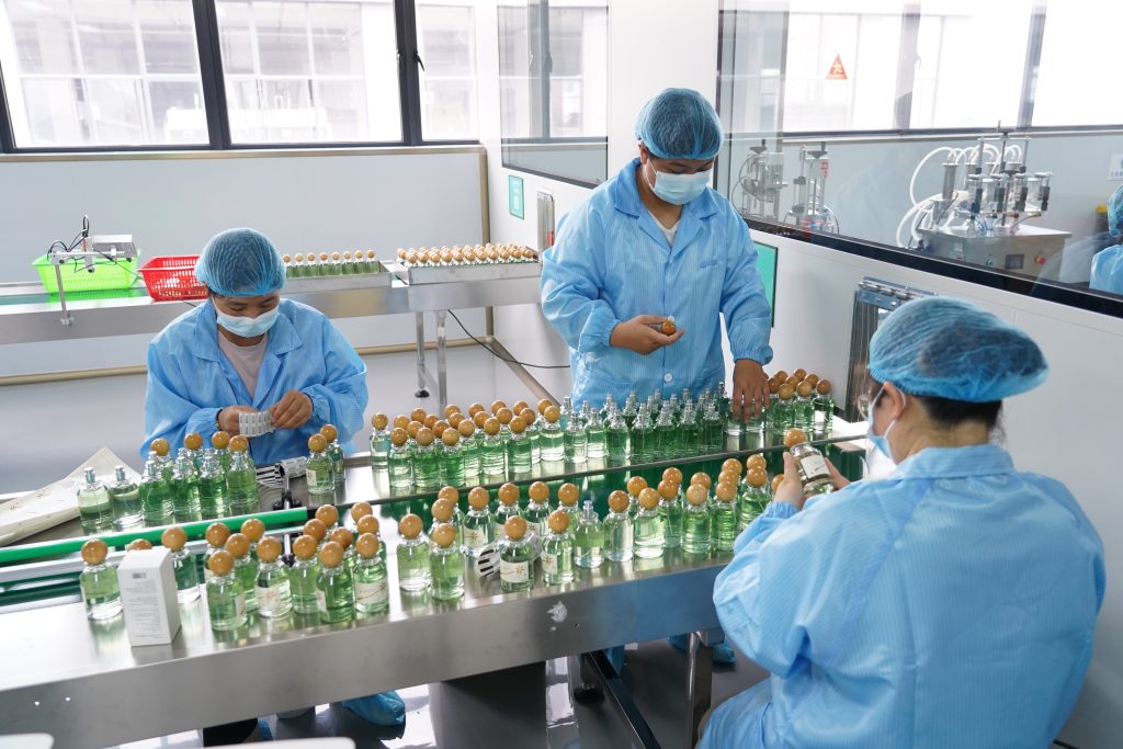 OEM Solutions: Semi-Finished Essential Oils for Your Product Line