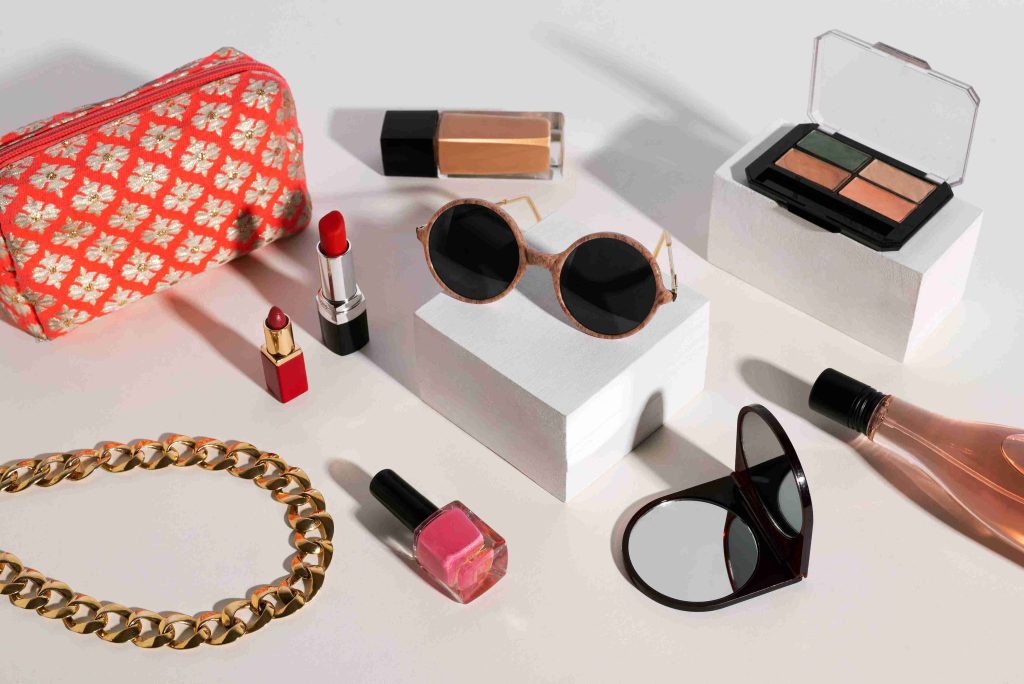 How Modern Accessories and Skincare Define Outdoor Confidence?
