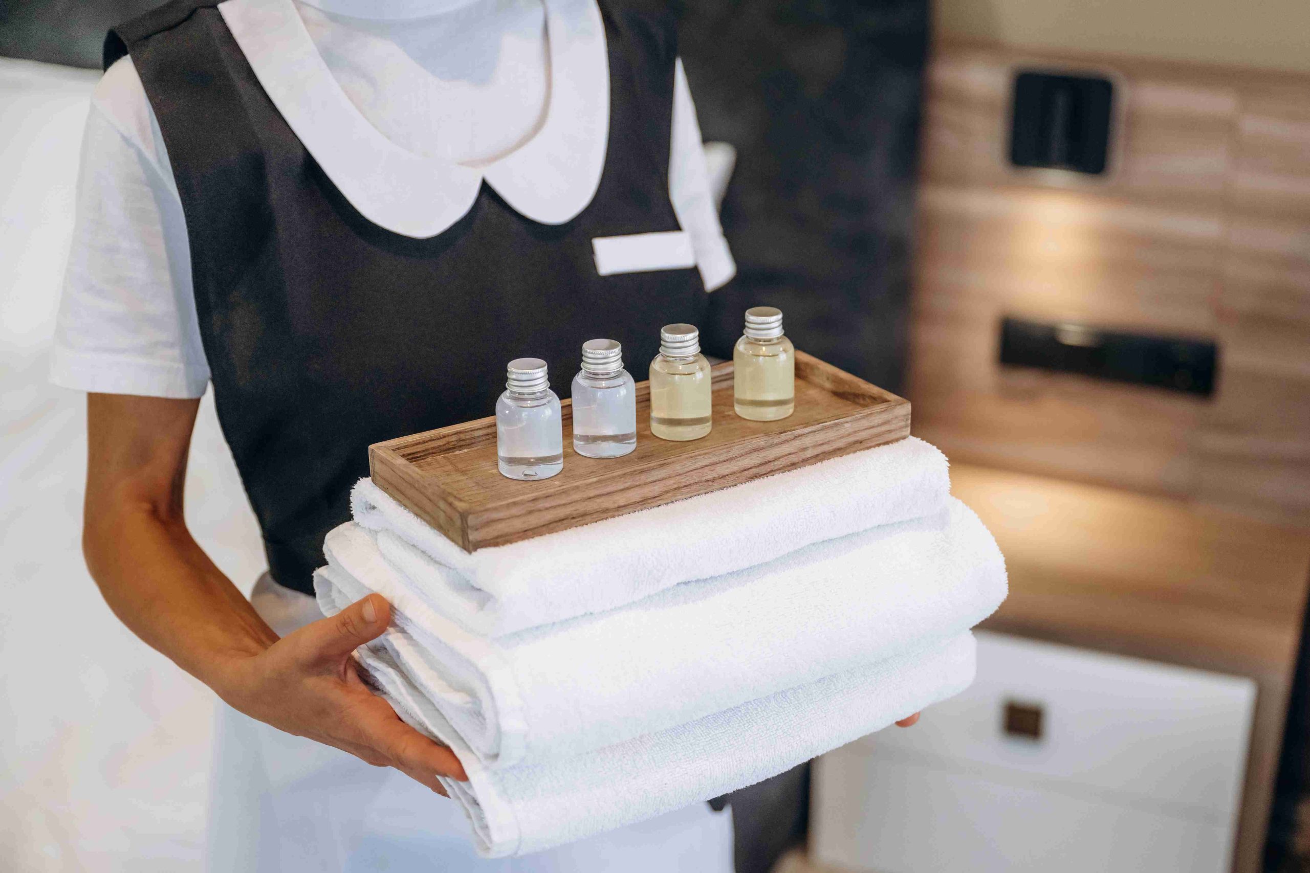 How Do High-Level Toiletries Suppliers and Bath Linen Suppliers Shape Premium Hospitality Experiences?