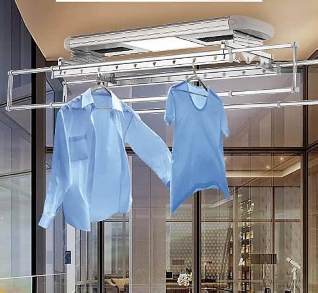 Automatic clothes hanger