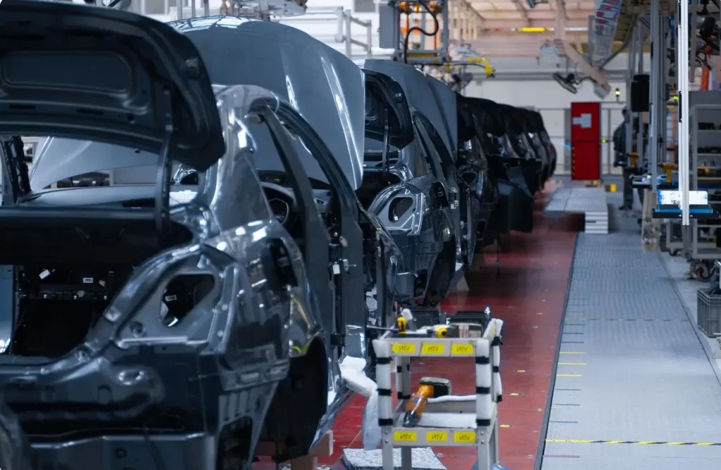 Custom automobiles parts supplier (JCM Auto); Fuel dispenser  (Everblue)