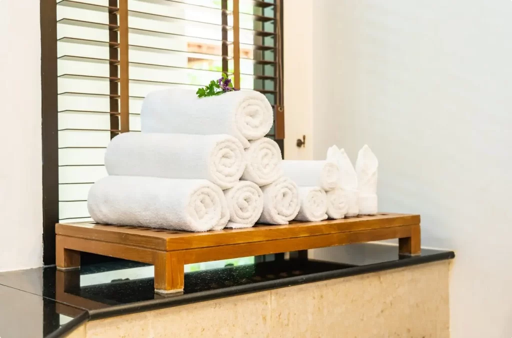 Herbal anti-dandruff shampoo; Hotel bathrobes and related equipment