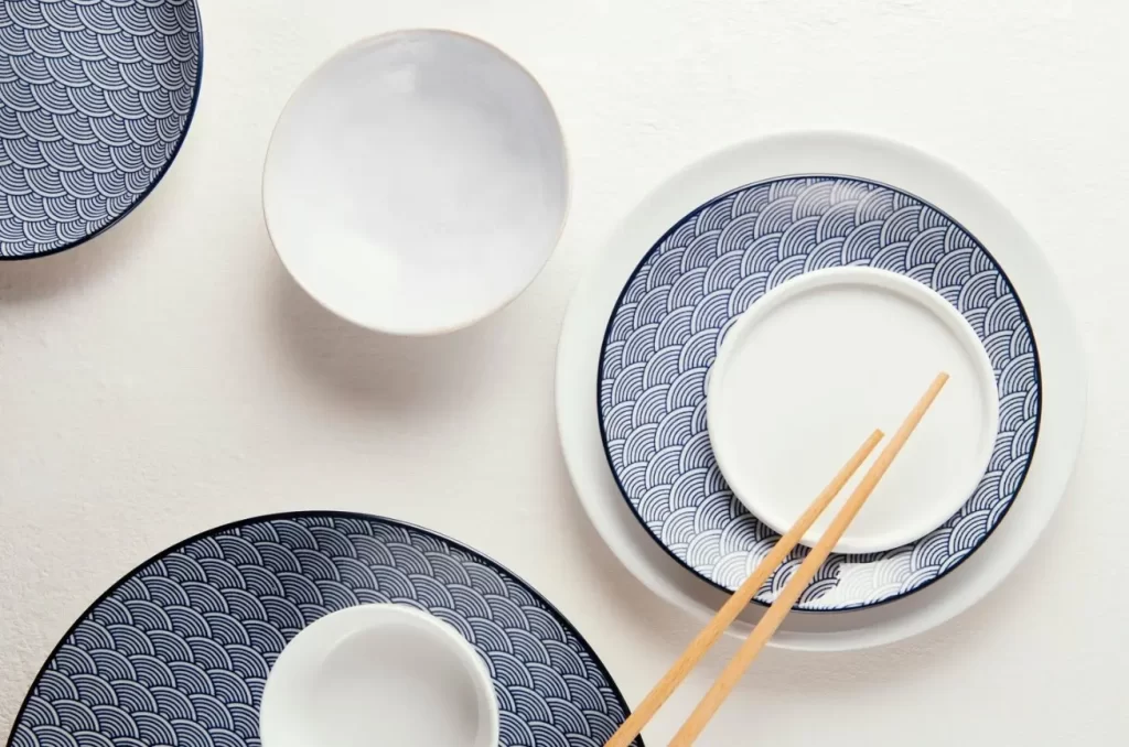bone China tableware (Jinqiangyi); home energy storage system (Guangzhou E-Sun Technology)