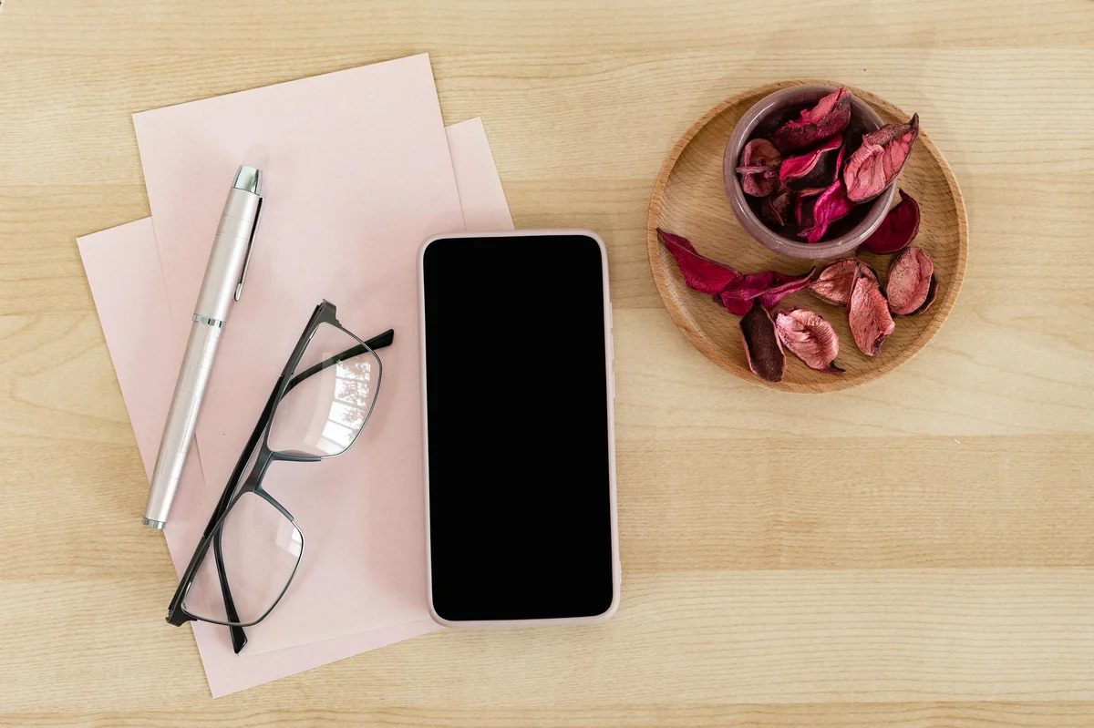 personalized phone case vending machine