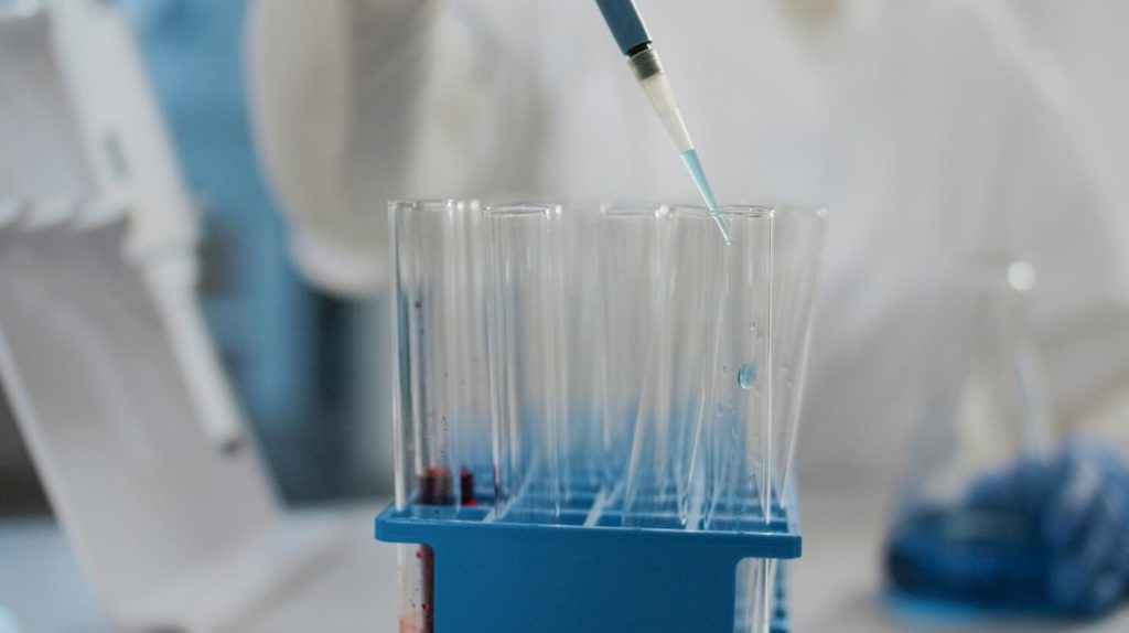  membrane chromatography  (Cobetter); ASFV antigen test kit (Neo Nostics Bioengineering)